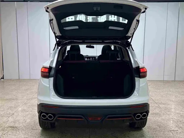 Geely Binyue — Фото автомобиля 20
