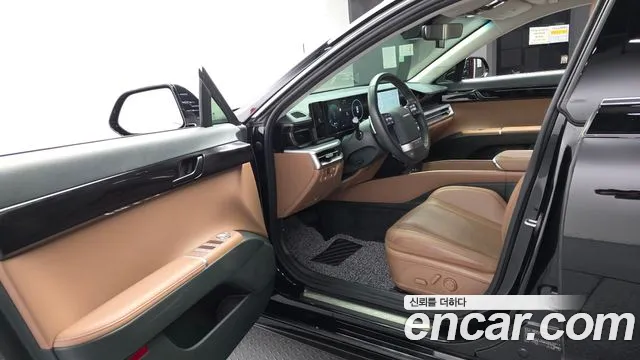 Hyundai Grandeur GN7 — Фото автомобиля 10