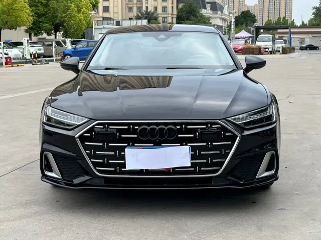 Фотография автомобиля — Audi A7L