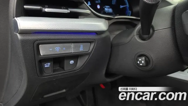Genesis G80 Electrified G80 (RG3) — Фото автомобиля 24