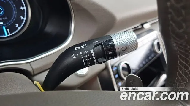 Genesis GV80 — Фото автомобиля 30