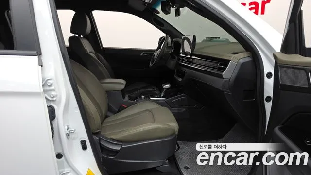 KG_Mobility_Ssangyong Rexton Новый Rexton Sport Дизель 2.2 4WD — Фото автомобиля 23