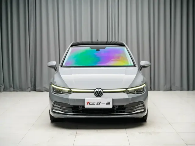 Volkswagen Golf — Фото автомобиля 2