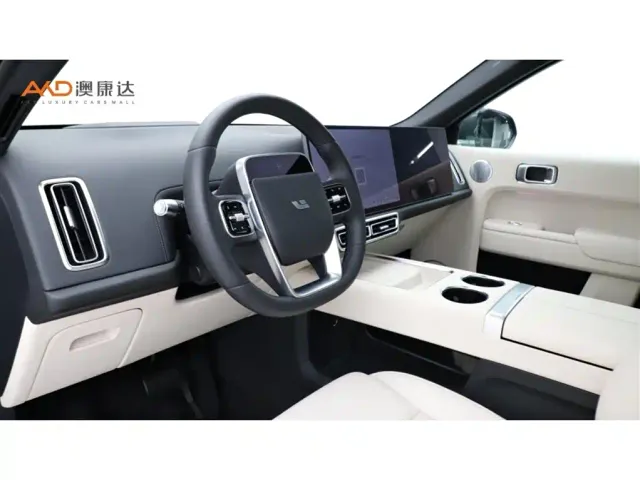 Li Auto L8 — Фото автомобиля 6