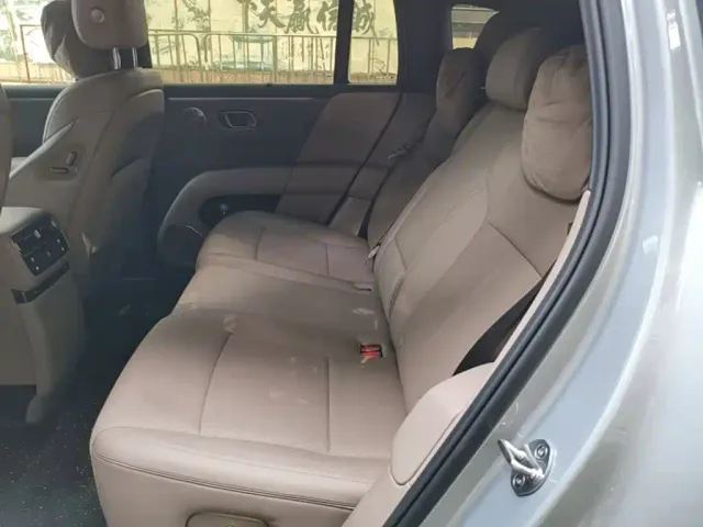 Li Auto i6 — Фото автомобиля 16