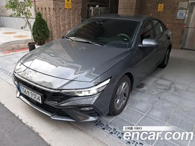 Hyundai Avante — Фото автомобиля 3
