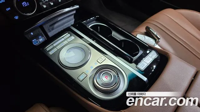 Genesis G80 RG3 — Фото автомобиля 12