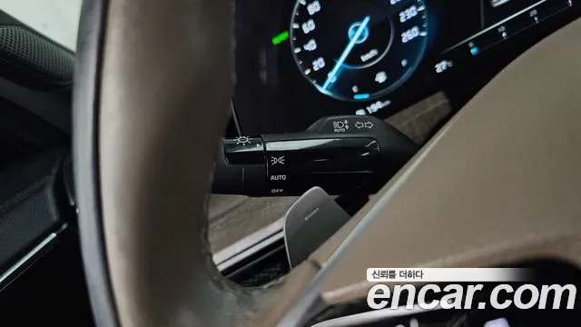 Kia K8 K8 Hybrid — Фото автомобиля 30