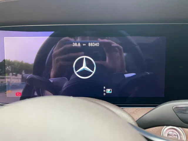 Mercedes-Benz E-Class — Фото автомобиля 7