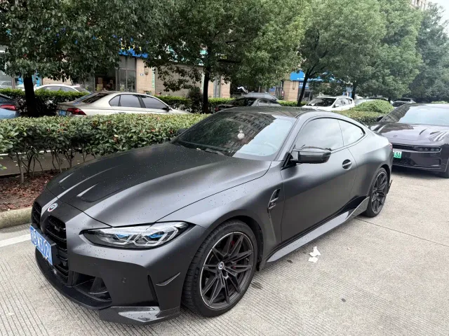 Фотография автомобиля — BMW M4