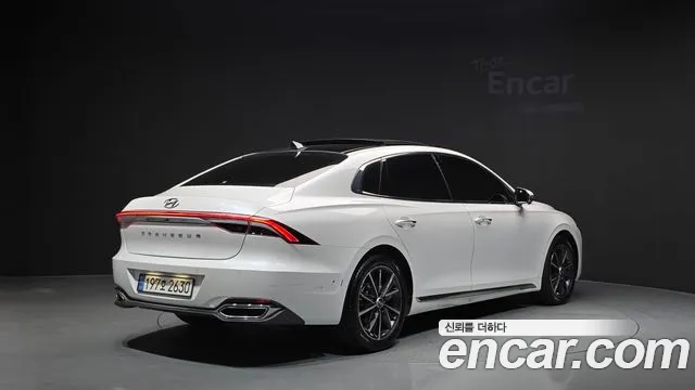 Hyundai Grandeur Grandeur (New) — Фото автомобиля 2