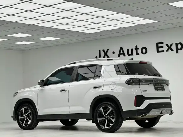 Hyundai ix35 — Фото автомобиля 24