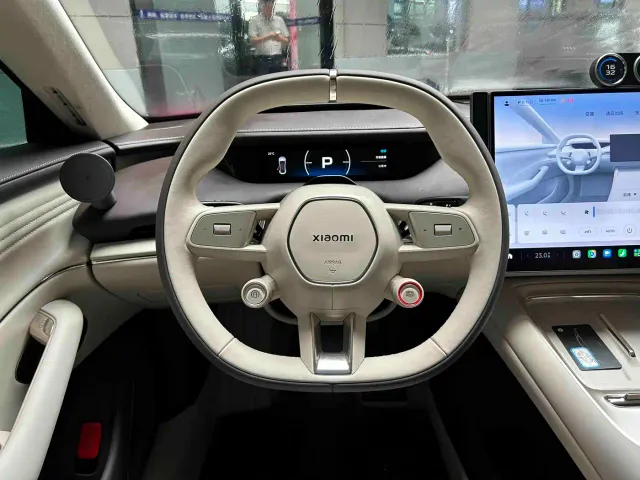 Xiaomi SU7 — Фото автомобиля 10