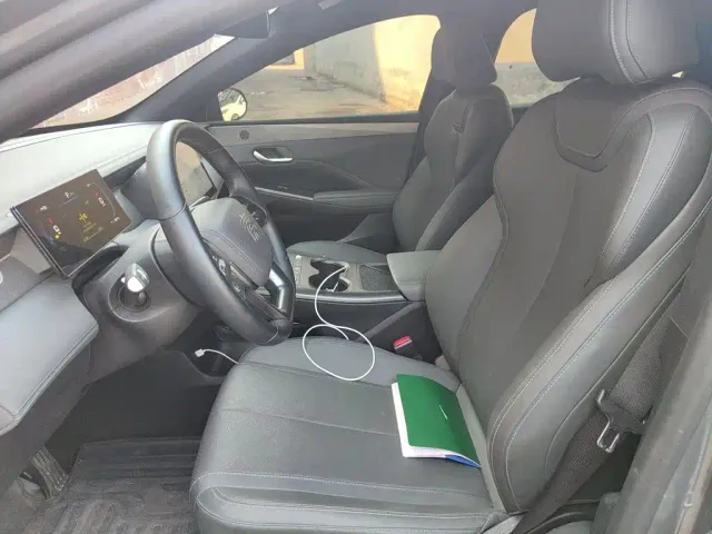 BYD Qin PLUS — Фото автомобиля 11