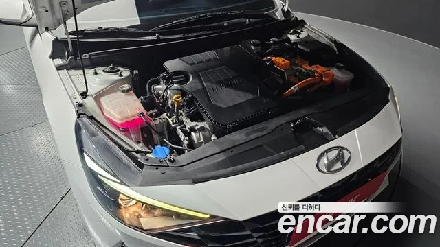 Hyundai Avante CN7 — Фото автомобиля 9