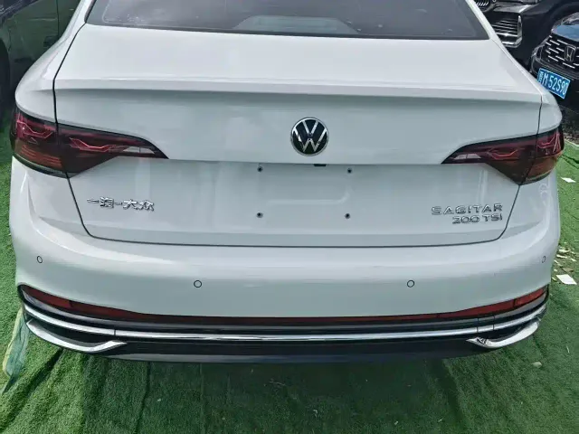 Volkswagen Sagitar — Фото автомобиля 7
