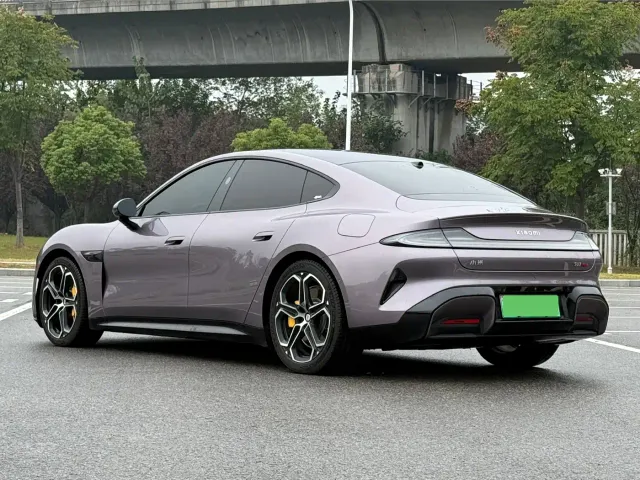 Xiaomi SU7 — Фото автомобиля 4