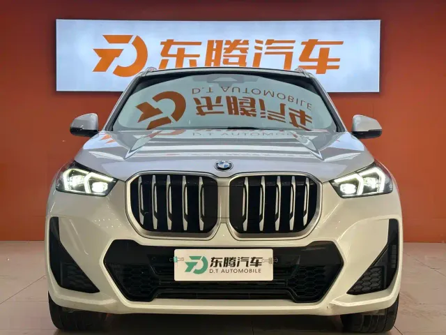 BMW X1 — Фото автомобиля 2