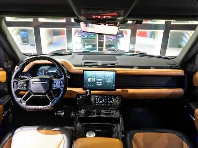 Land Rover Defender — Фото автомобиля 30