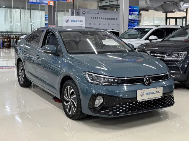 Volkswagen Lavida — Фото автомобиля 3