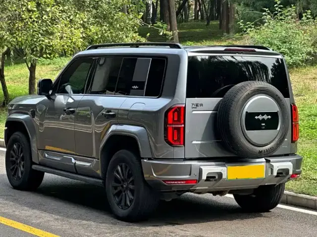 BYD FangChengBao Leopard 5 — Фото автомобиля 3