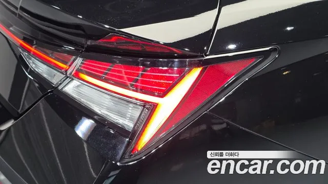 Hyundai Avante — Фото автомобиля 8