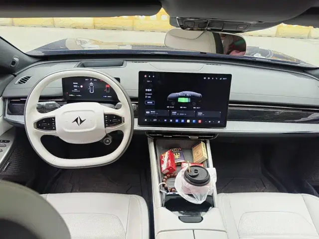 Dongfeng eπ 007 — Фото автомобиля 12