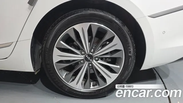 Kia K8 Signature — Фото автомобиля 21