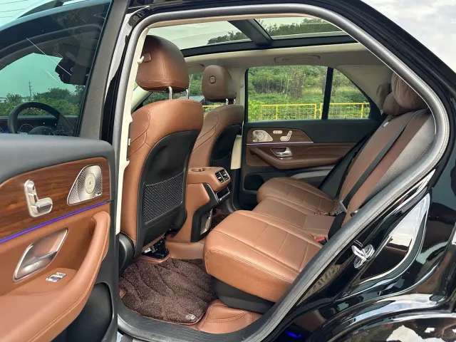 Mercedes-Benz GLE-Class — Фото автомобиля 9
