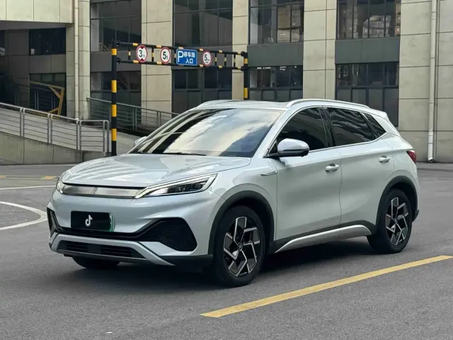 Фотография автомобиля — BYD Yuan PLUS