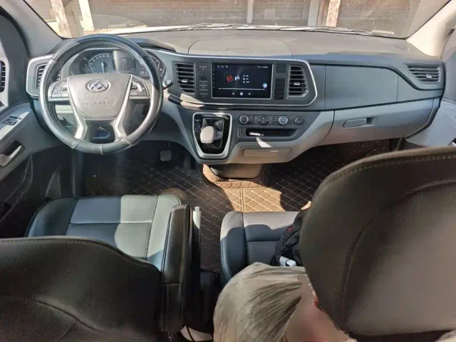 Maxus Xintu V80 — Фото автомобиля 5