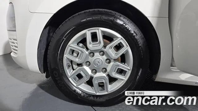 Hyundai Staria Staria Карго 5 мест — Фото автомобиля 5