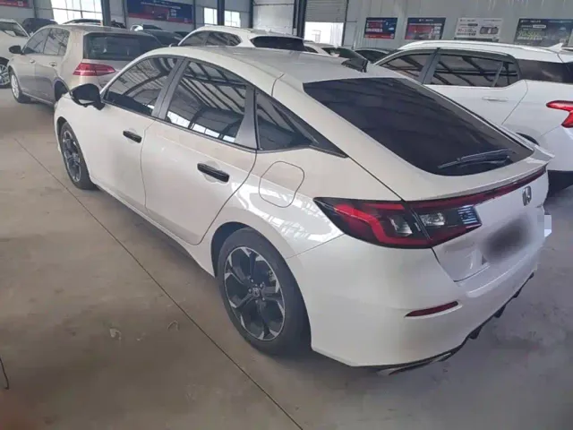 Honda Civic — Фото автомобиля 4