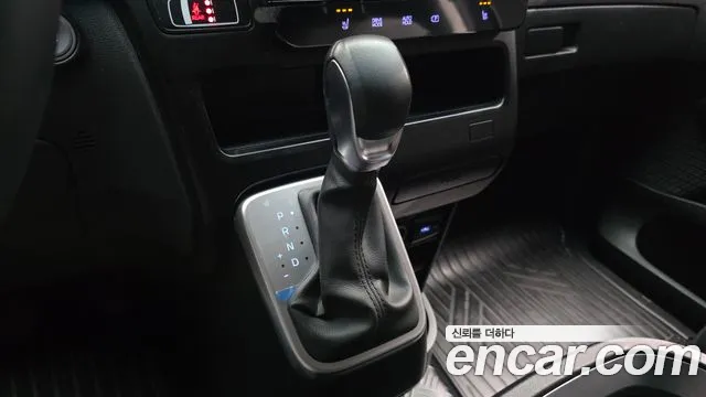 Hyundai Staria — Фото автомобиля 12