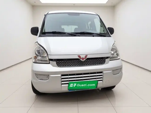 Wuling Rongguang — Фото автомобиля 22