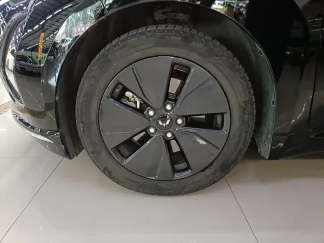 Wuling Starlight — Фото автомобиля 22