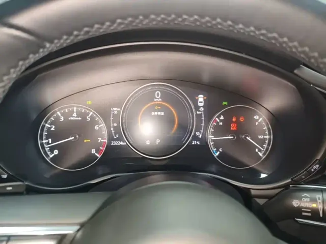 Mazda Axela — Фото автомобиля 11