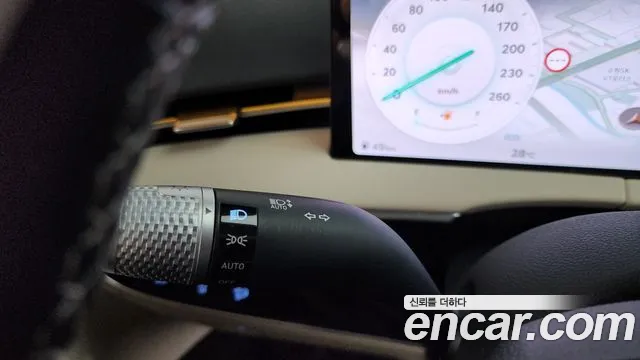 Genesis GV70 2.5T Бензин 2WD — Фото автомобиля 27
