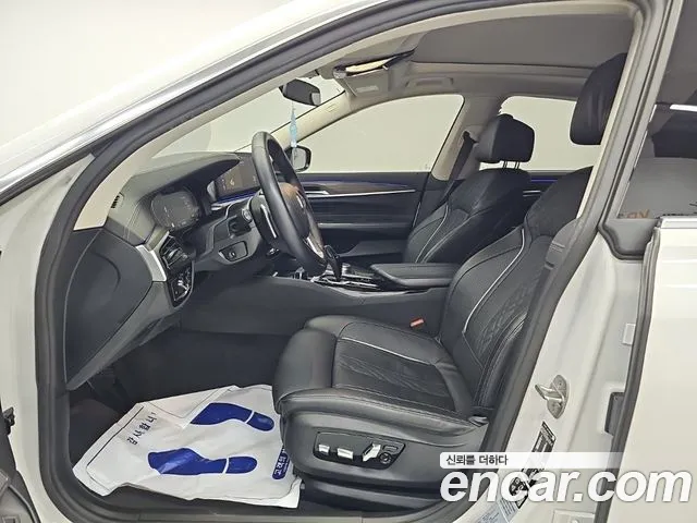 BMW Gran Turismo — Фото автомобиля 11