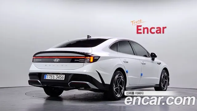 Hyundai Sonata Exclusive — Фото автомобиля 2