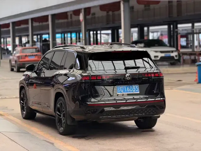 Volkswagen Teramont — Фото автомобиля 12