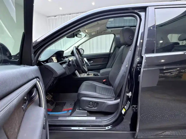 Land Rover Discovery Sport — Фото автомобиля 15