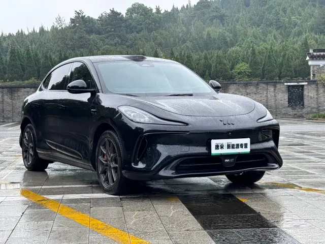 IM Motors LS6 — Фото автомобиля 3