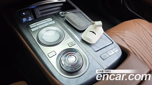 Genesis G80 Бензин 2.5 турбо AWD — Фото автомобиля 9