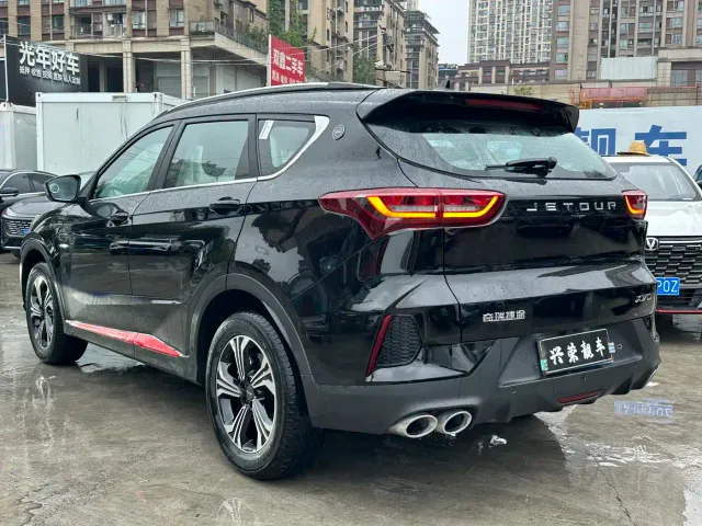 Jetour X70 — Фото автомобиля 4