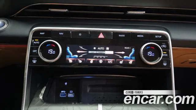 Genesis GV80 3.5T Бензин AWD — Фото автомобиля 15