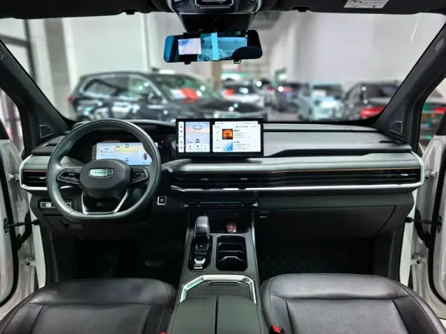 Geely Haoyue L — Фото автомобиля 9