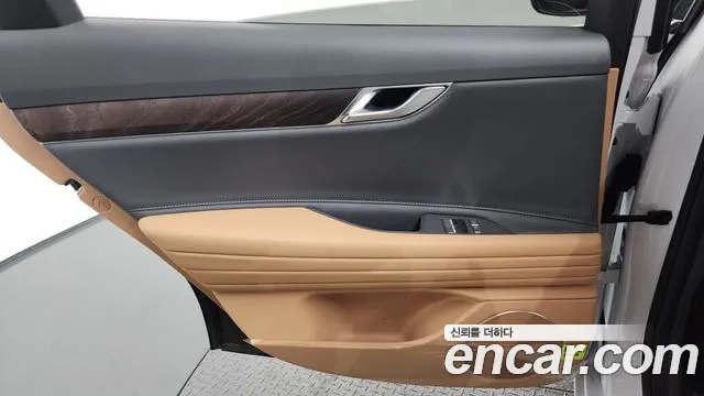 Genesis G80 Бензин 2.5 турбо 2WD — Фото автомобиля 23