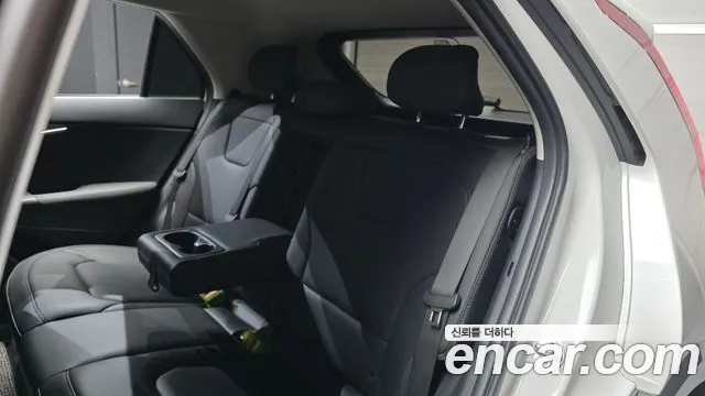 Kia Niro Niro (New) — Фото автомобиля 18