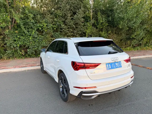 Audi Q3 — Фото автомобиля 6